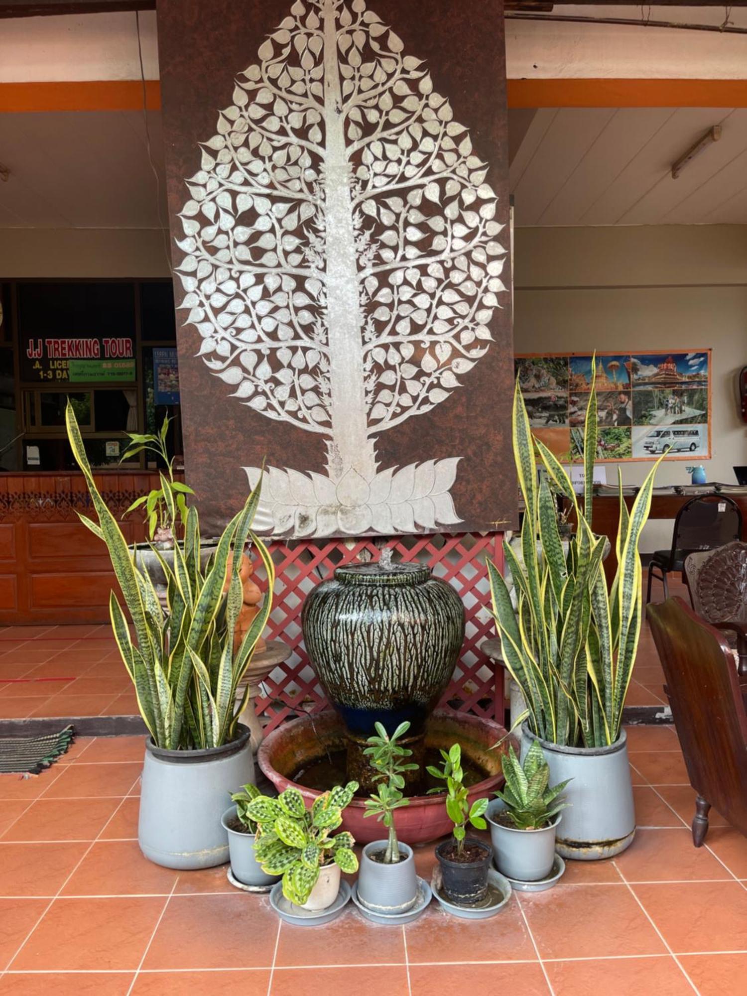 Jj Guesthouse Chiang Mai Eksteriør bilde