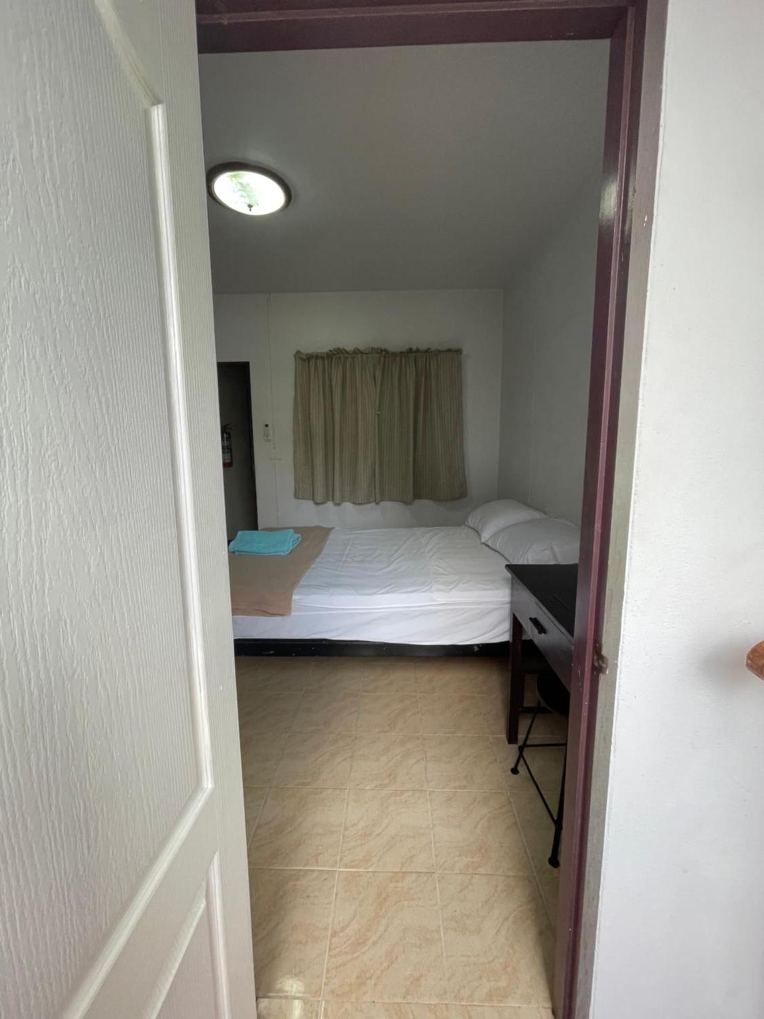 Jj Guesthouse Chiang Mai Eksteriør bilde