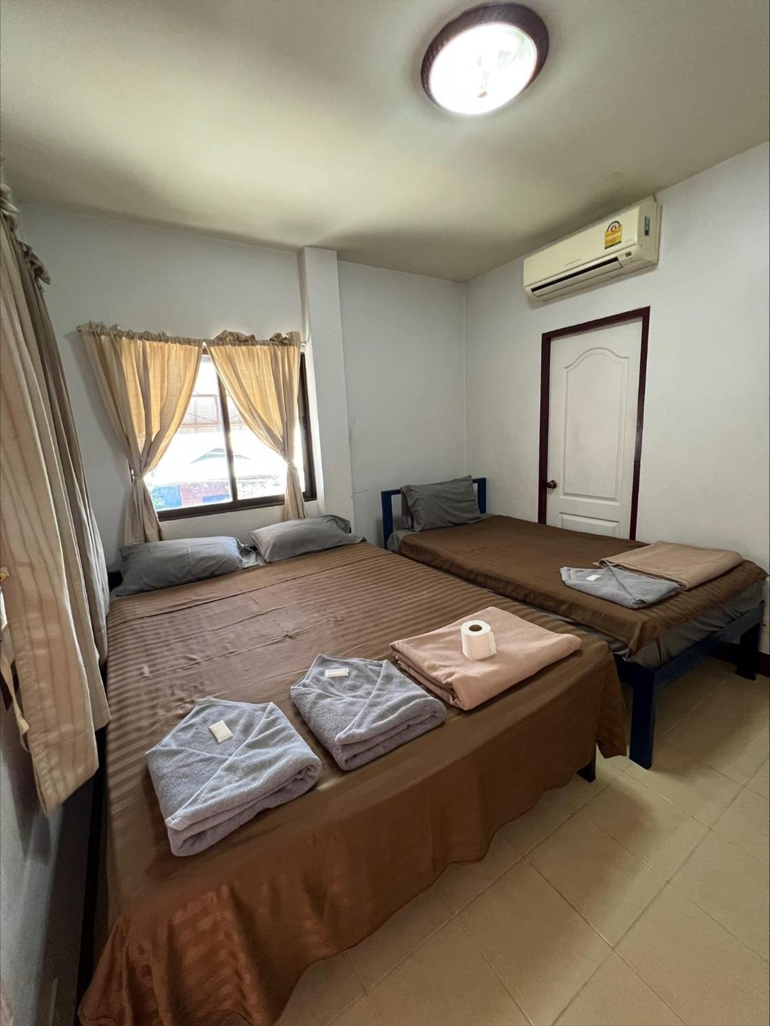 Jj Guesthouse Chiang Mai Eksteriør bilde