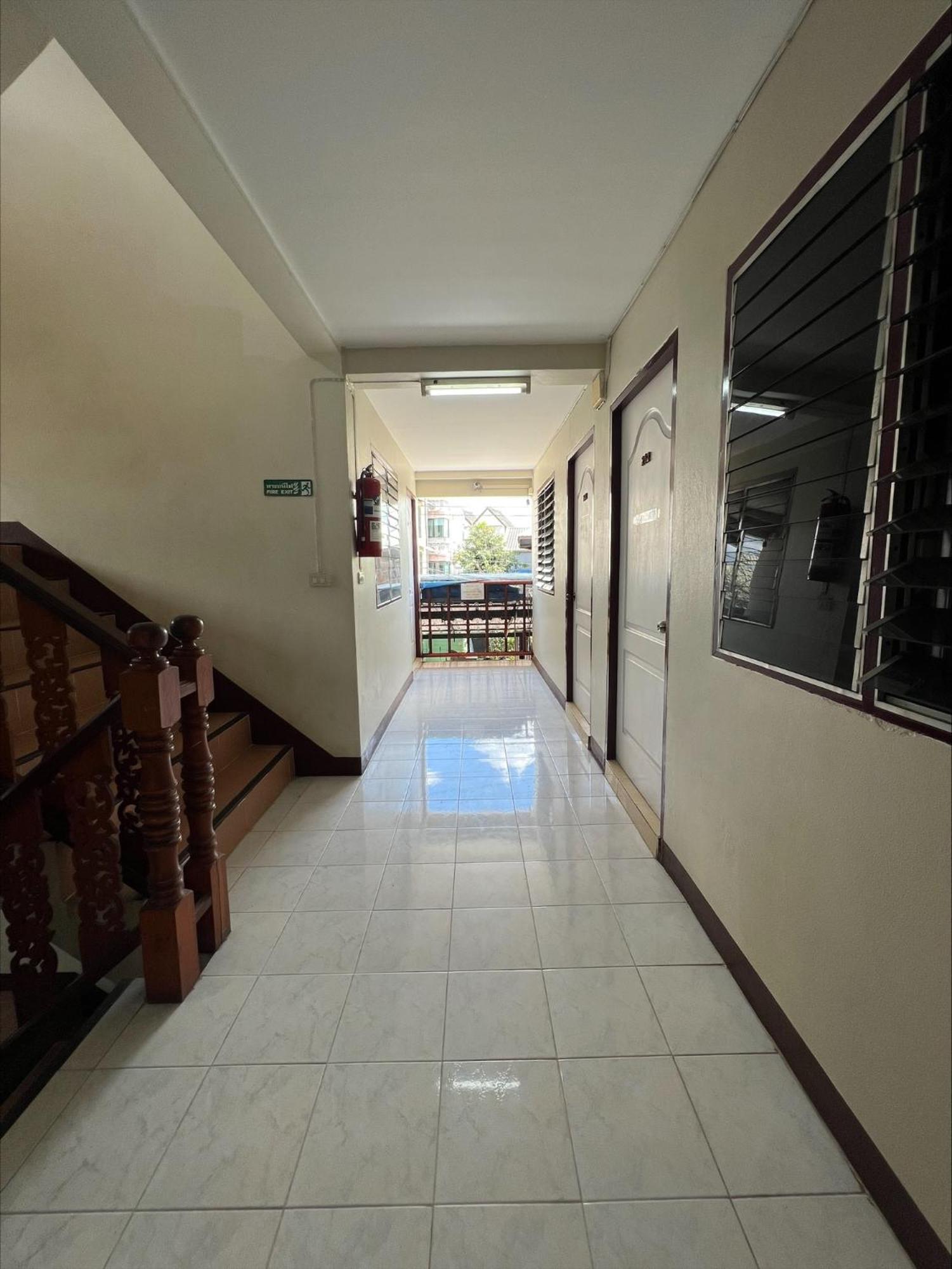 Jj Guesthouse Chiang Mai Eksteriør bilde