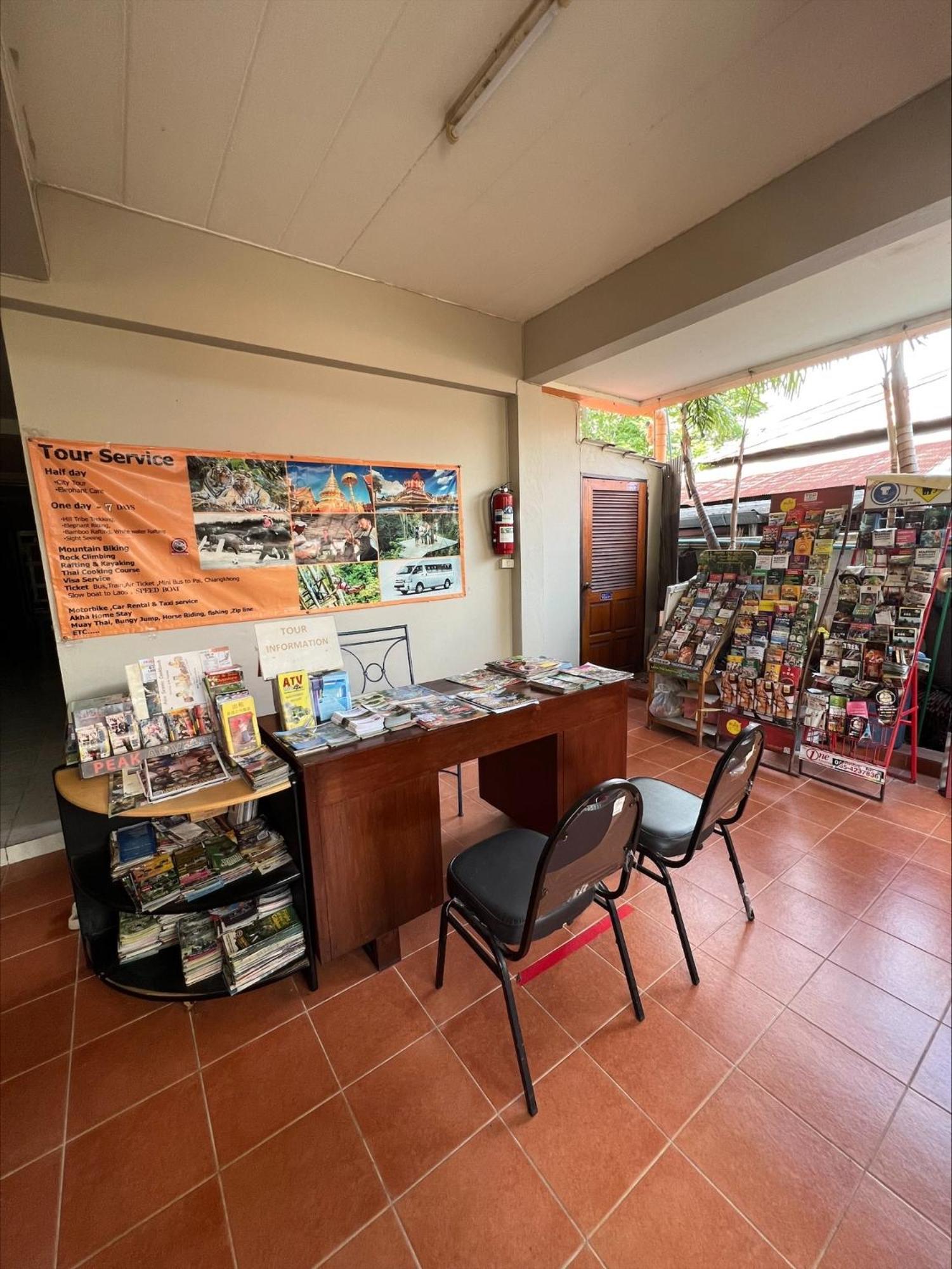 Jj Guesthouse Chiang Mai Eksteriør bilde