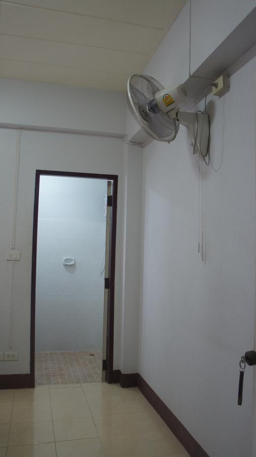 Jj Guesthouse Chiang Mai Eksteriør bilde